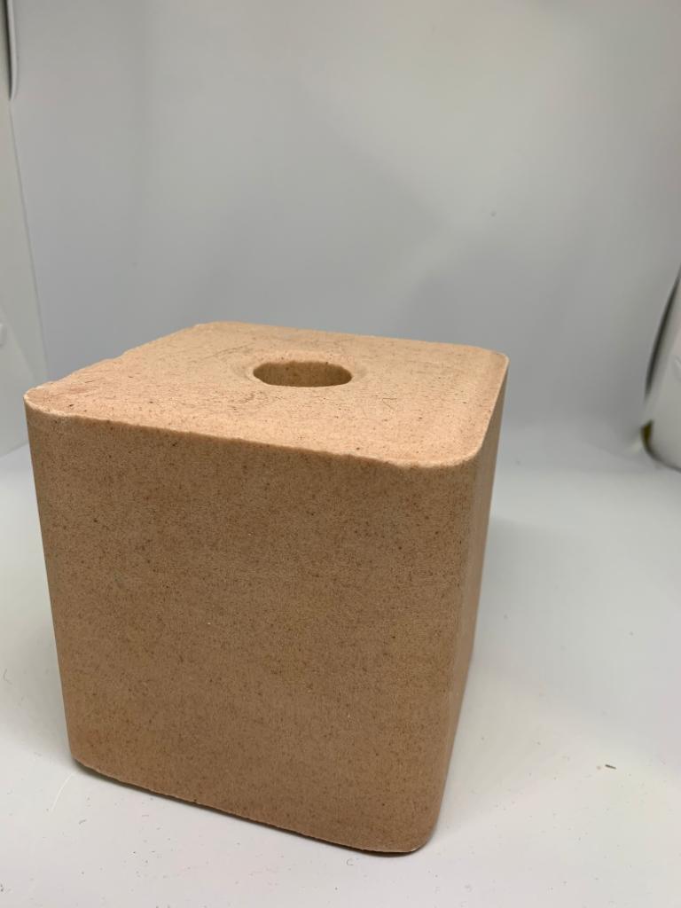 COMPRESSED HIMALAYN PINK SALT LICK BLOCK 2.5 KG