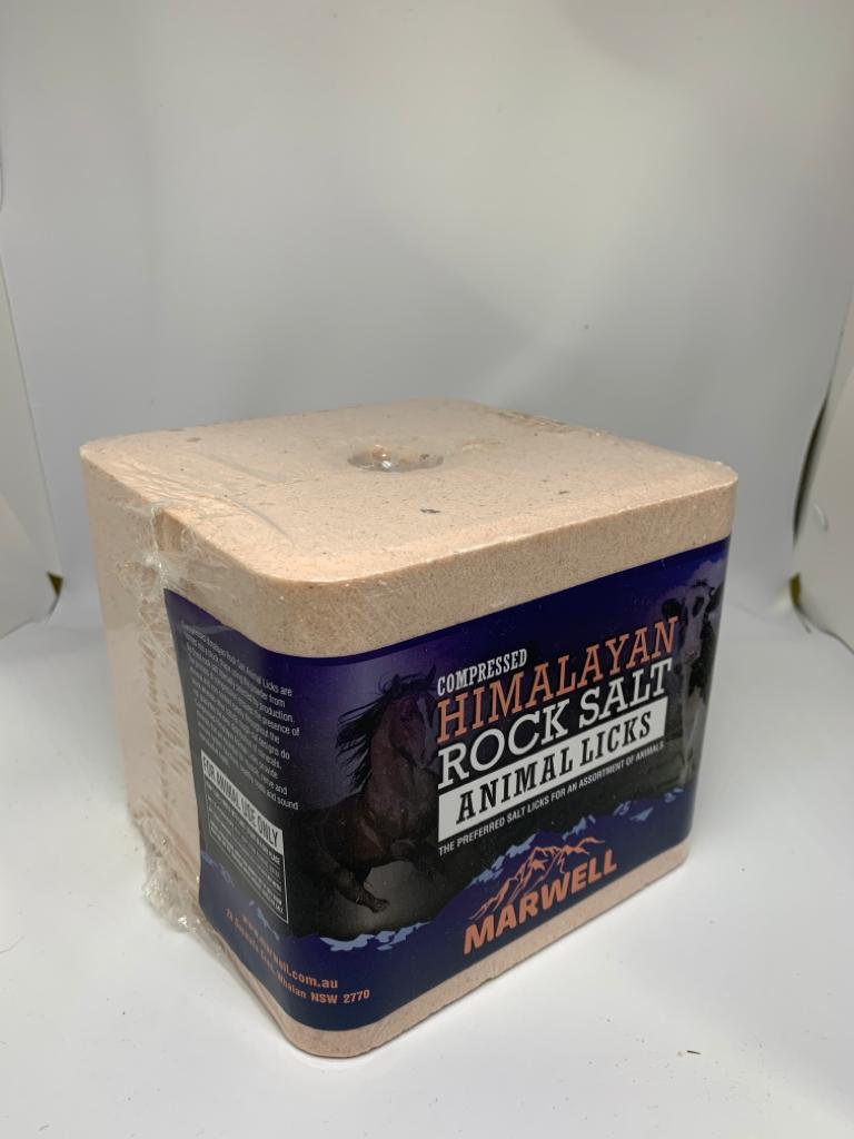 COMPRESSED HIMALAYN PINK SALT LICK BLOCK 2.5 KG